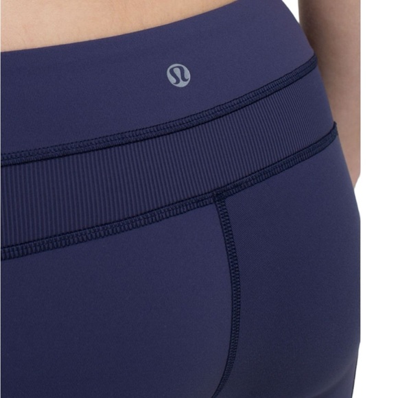 Lululemon Sun Salutation Pant - Picture 4 of 14